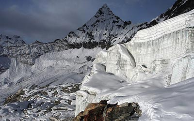 Amphu Lapcha Pass Trek